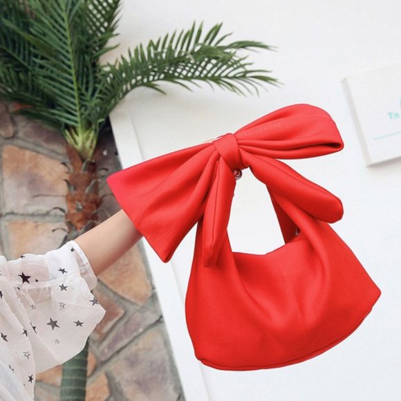 Red Bow Statement Bag - Picture 2 of 4